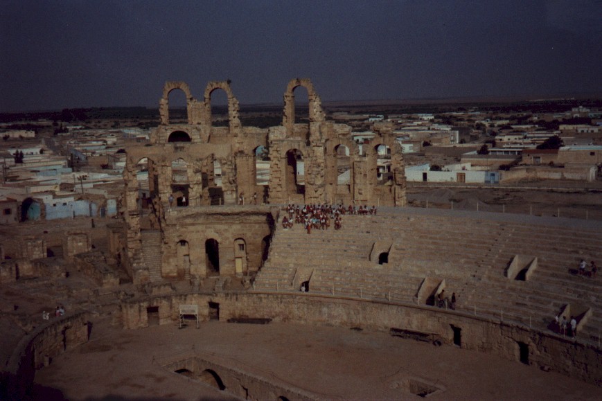 tunisia89_3.jpg (119597 bytes)